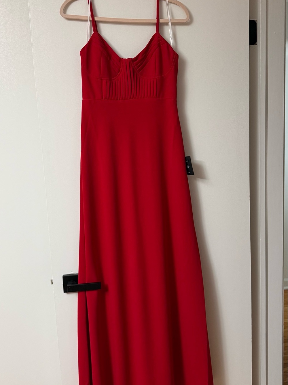 Elegant Red Thin-Strap Lulu’s Maxi Dress